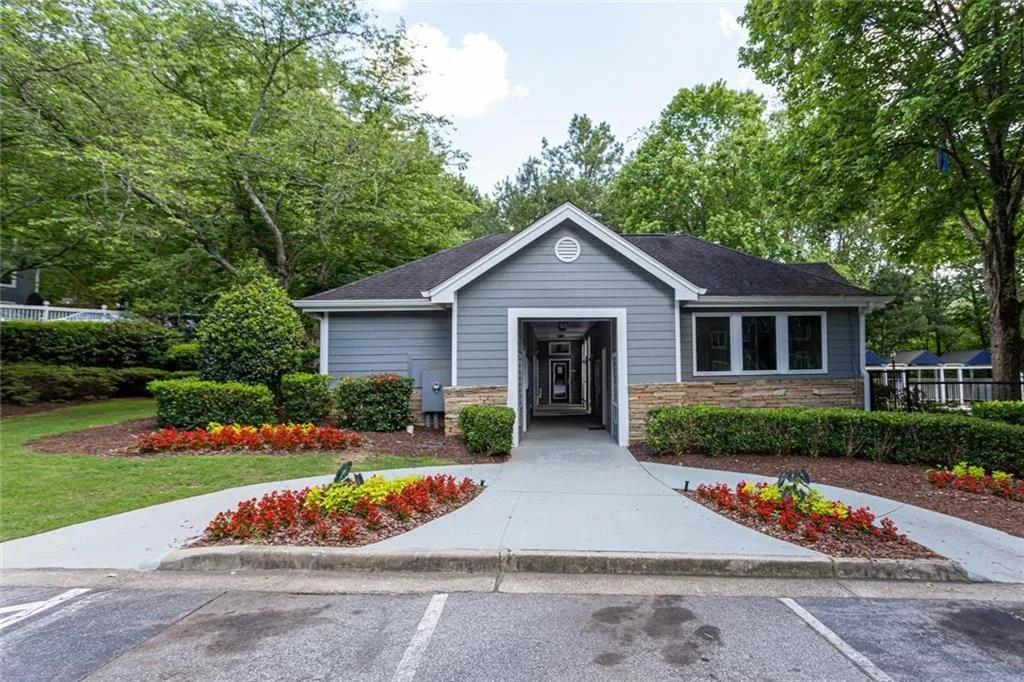 6310 Santa Fe Parkway, Sandy Springs, Georgia 30350, 2 Bedrooms Bedrooms, ,2 BathroomsBathrooms,Residential,Sold,6310 Santa Fe Parkway,6744474