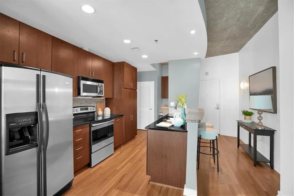 943 Peachtree Street Ne Unit 1109, Atlanta, Georgia 30309, 1 Bedroom Bedrooms, ,1 BathroomBathrooms,Residential,Sold,943 Peachtree Street Ne Unit 1109,7620818