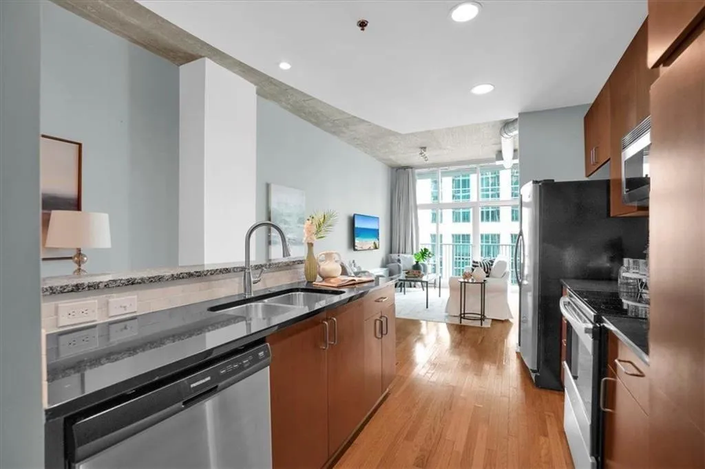 943 Peachtree Street Ne Unit 1109, Atlanta, Georgia 30309, 1 Bedroom Bedrooms, ,1 BathroomBathrooms,Residential,Sold,943 Peachtree Street Ne Unit 1109,7620818