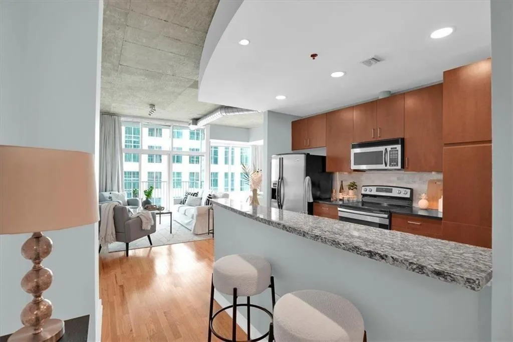 943 Peachtree Street Ne Unit 1109, Atlanta, Georgia 30309, 1 Bedroom Bedrooms, ,1 BathroomBathrooms,Residential,Sold,943 Peachtree Street Ne Unit 1109,7620818