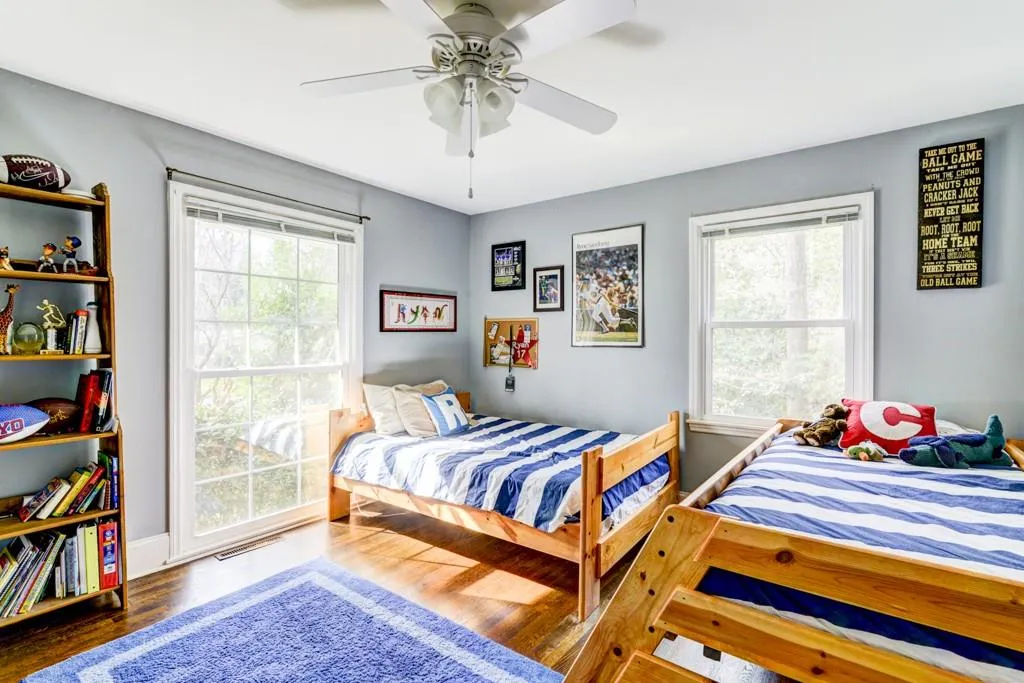 305 Amberidge Trail, Atlanta, Georgia 30328, 3 Bedrooms Bedrooms, ,3 BathroomsBathrooms,Residential,Sold,305 Amberidge Trail,5837100