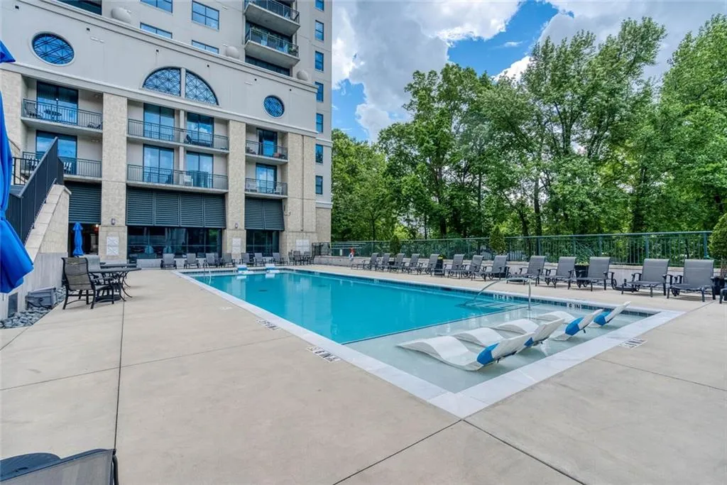 3040 Peachtree Road Nw Unit 815, Atlanta, Georgia 30305, 1 Bedroom Bedrooms, ,1 BathroomBathrooms,Residential,For Sale,3040 Peachtree Road Nw Unit 815,7567622