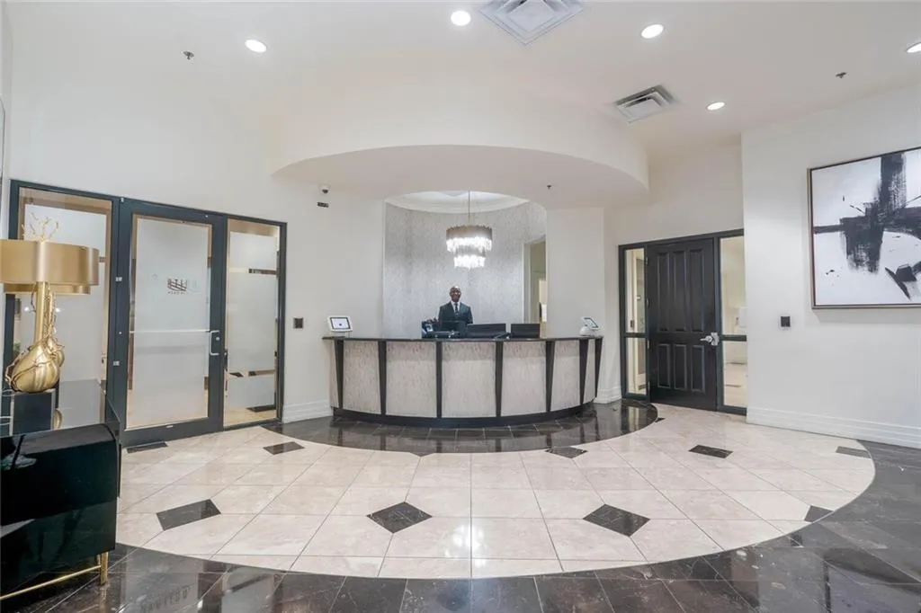 3040 Peachtree Road Nw Unit 815, Atlanta, Georgia 30305, 1 Bedroom Bedrooms, ,1 BathroomBathrooms,Residential,For Sale,3040 Peachtree Road Nw Unit 815,7567622