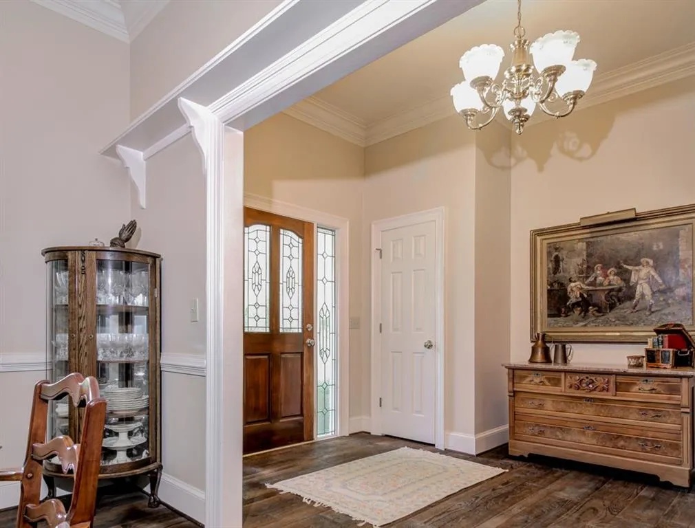 5100 Magnolia Bluff Drive, Sandy Springs, Georgia 30350, 4 Bedrooms Bedrooms, ,4 BathroomsBathrooms,Residential,Sold,5100 Magnolia Bluff Drive,5653613