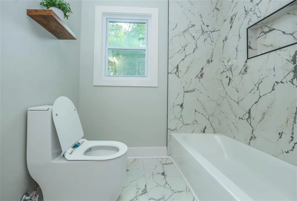 2908 N Hills Drive Ne, Atlanta, Georgia 30305, 3 Bedrooms Bedrooms, ,2 BathroomsBathrooms,Residential,For Sale,2908 N Hills Drive Ne,7662201