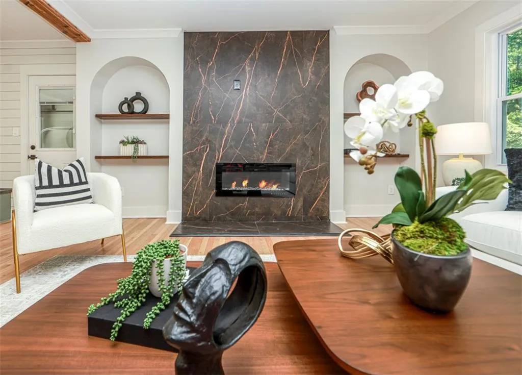 2908 N Hills Drive Ne, Atlanta, Georgia 30305, 3 Bedrooms Bedrooms, ,2 BathroomsBathrooms,Residential,For Sale,2908 N Hills Drive Ne,7662201