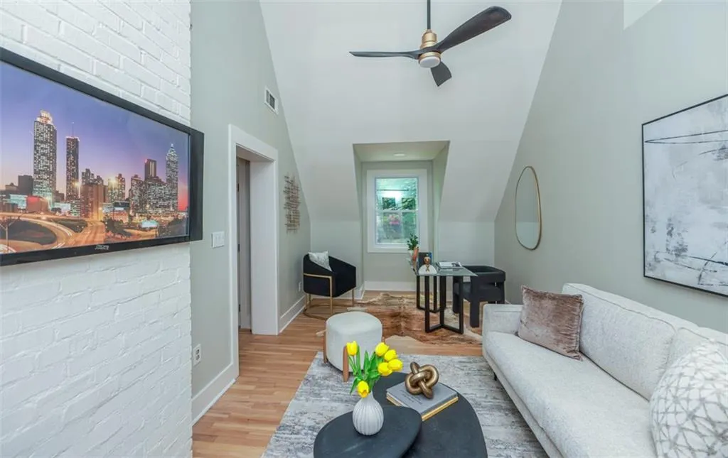 2908 N Hills Drive Ne, Atlanta, Georgia 30305, 3 Bedrooms Bedrooms, ,2 BathroomsBathrooms,Residential,For Sale,2908 N Hills Drive Ne,7662201