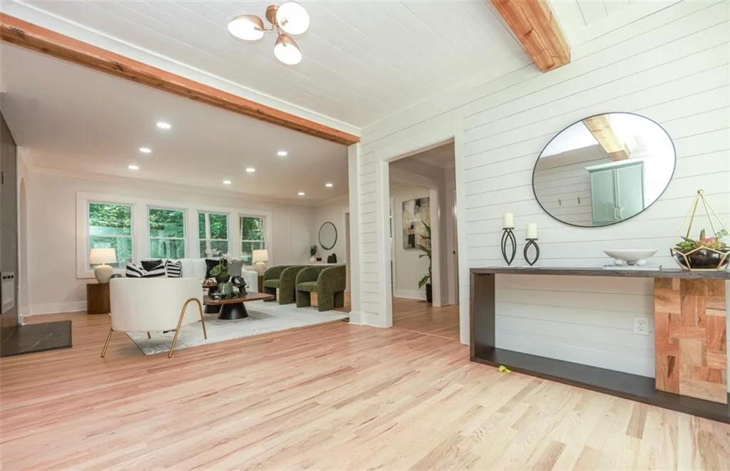 2908 N Hills Drive Ne, Atlanta, Georgia 30305, 3 Bedrooms Bedrooms, ,2 BathroomsBathrooms,Residential,For Sale,2908 N Hills Drive Ne,7662201