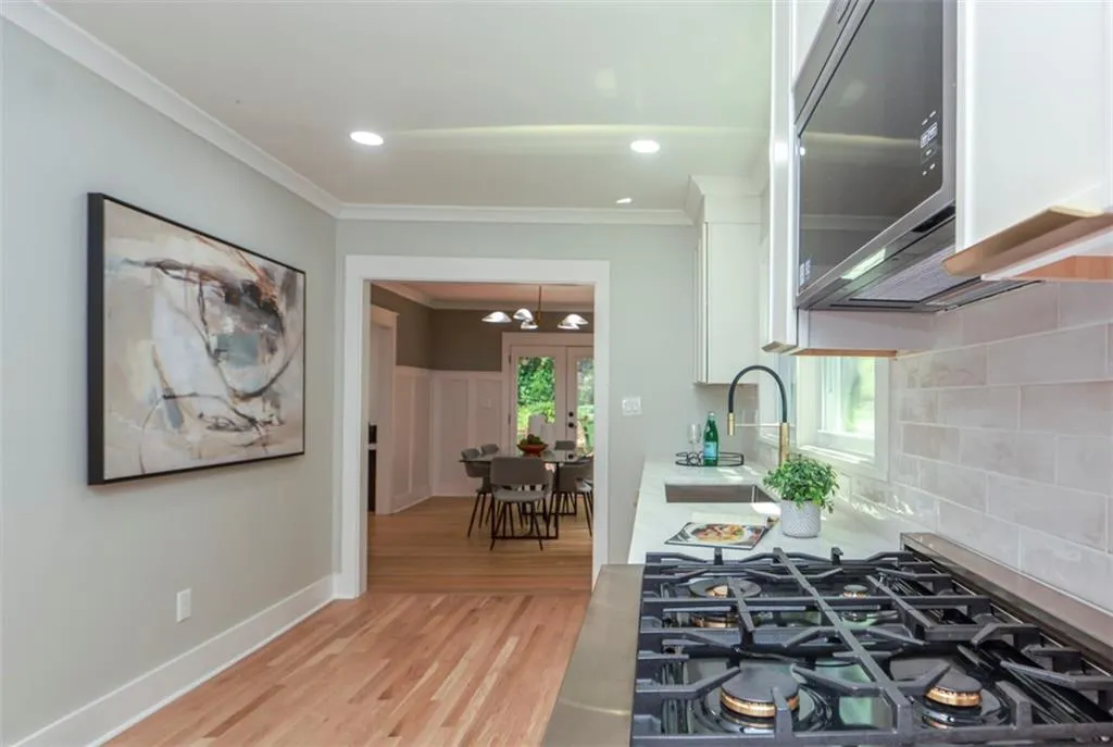 2908 N Hills Drive Ne, Atlanta, Georgia 30305, 3 Bedrooms Bedrooms, ,2 BathroomsBathrooms,Residential,For Sale,2908 N Hills Drive Ne,7662201