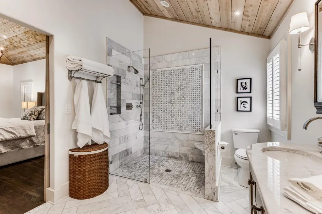 740 Weatherly Lane, Sandy Springs, Georgia 30328, 4 Bedrooms Bedrooms, ,3 BathroomsBathrooms,Residential,Sold,740 Weatherly Lane,7275458