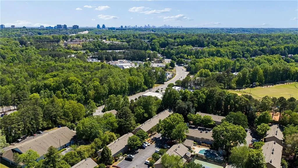 7750 Roswell Road Unit 5a, Atlanta, Georgia 30350, 2 Bedrooms Bedrooms, ,1 BathroomBathrooms,Residential,For Sale,7750 Roswell Road Unit 5a,7757838