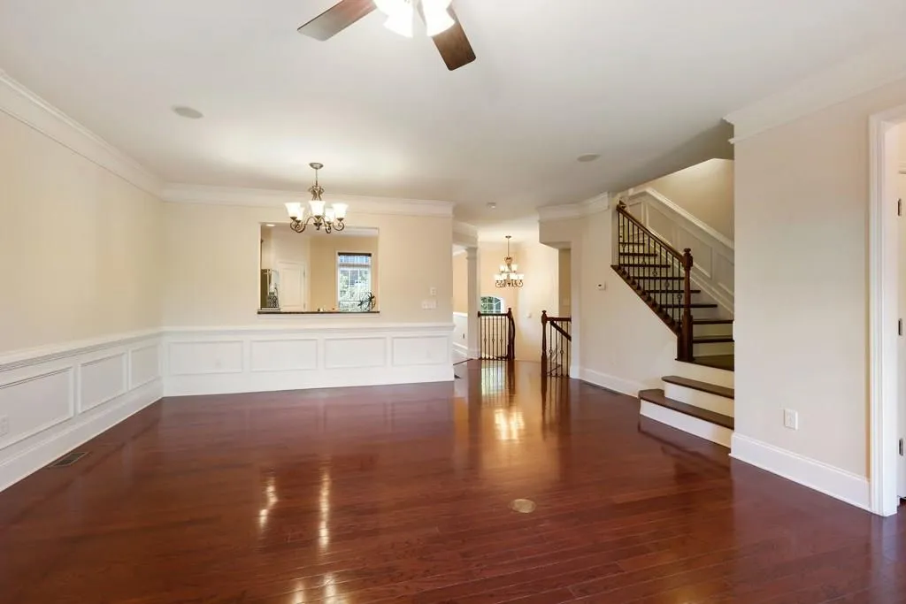 2879 Overlook Way, Atlanta, Georgia 30324, 4 Bedrooms Bedrooms, ,2 BathroomsBathrooms,Residential,Sold,2879 Overlook Way,5919849