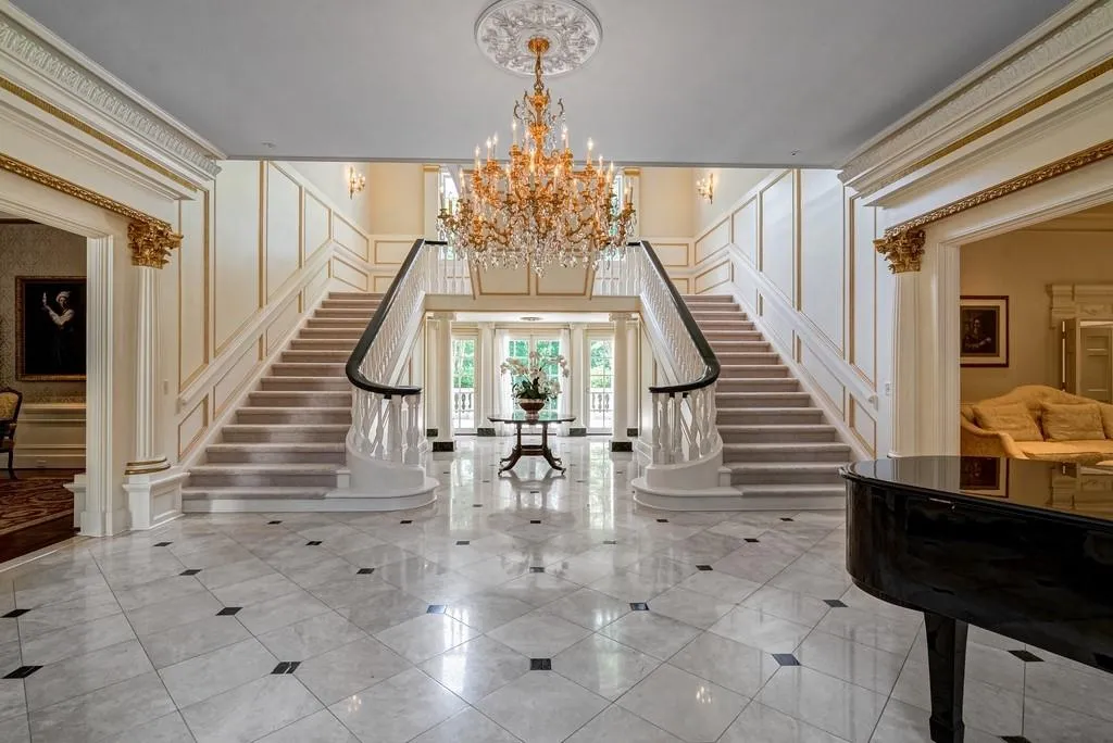60 Sherington Place, Atlanta, Georgia 30350, 7 Bedrooms Bedrooms, ,8 BathroomsBathrooms,Residential,Sold,60 Sherington Place,6749942