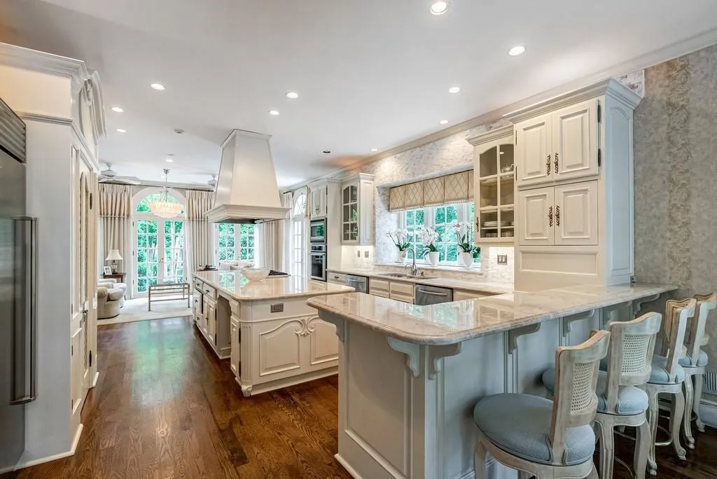 60 Sherington Place, Atlanta, Georgia 30350, 7 Bedrooms Bedrooms, ,8 BathroomsBathrooms,Residential,Sold,60 Sherington Place,6749942