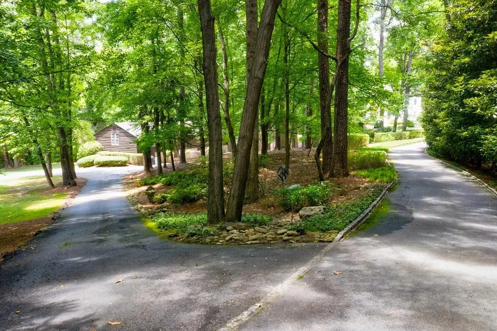 60 Sherington Place, Atlanta, Georgia 30350, 7 Bedrooms Bedrooms, ,8 BathroomsBathrooms,Residential,Sold,60 Sherington Place,6749942