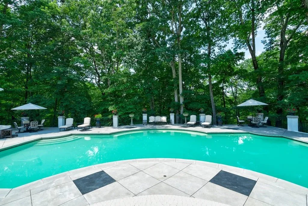 60 Sherington Place, Atlanta, Georgia 30350, 7 Bedrooms Bedrooms, ,8 BathroomsBathrooms,Residential,Sold,60 Sherington Place,6749942