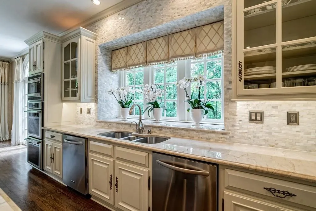 60 Sherington Place, Atlanta, Georgia 30350, 7 Bedrooms Bedrooms, ,8 BathroomsBathrooms,Residential,Sold,60 Sherington Place,6749942