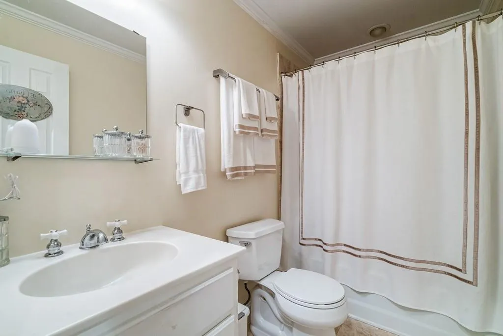 60 Sherington Place, Atlanta, Georgia 30350, 7 Bedrooms Bedrooms, ,8 BathroomsBathrooms,Residential,Sold,60 Sherington Place,6749942