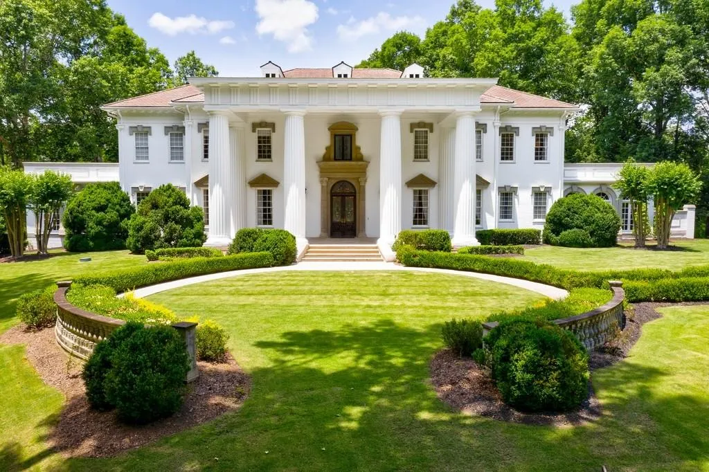 60 Sherington Place, Atlanta, Georgia 30350, 7 Bedrooms Bedrooms, ,8 BathroomsBathrooms,Residential,Sold,60 Sherington Place,6749942