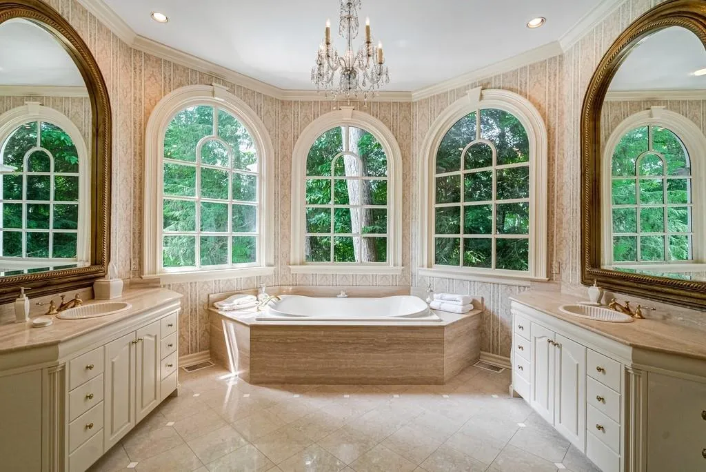 60 Sherington Place, Atlanta, Georgia 30350, 7 Bedrooms Bedrooms, ,8 BathroomsBathrooms,Residential,Sold,60 Sherington Place,6749942
