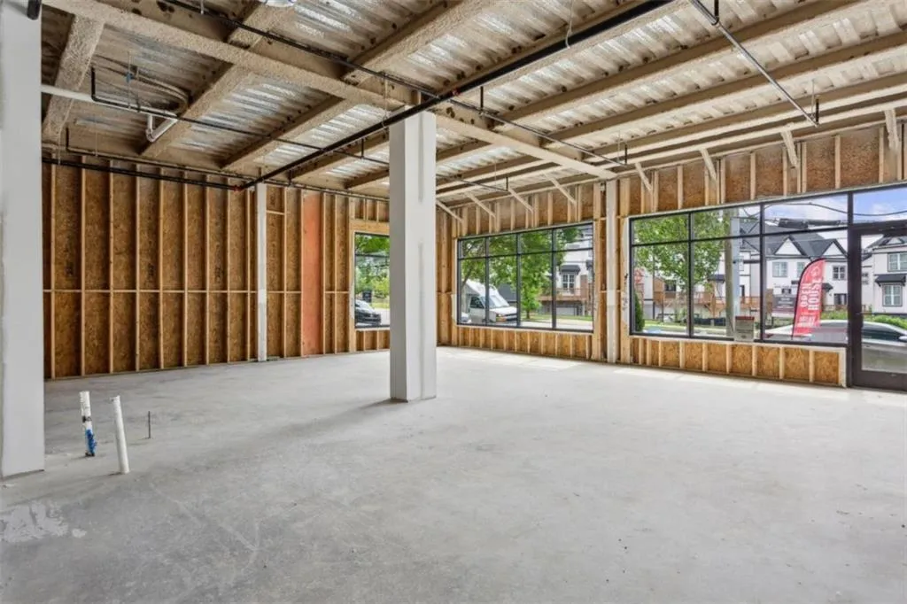 2030 Main Street Unit R113, Atlanta, Georgia 30318, ,Commercial Sale,For Sale,2030 Main Street Unit R113,7486996