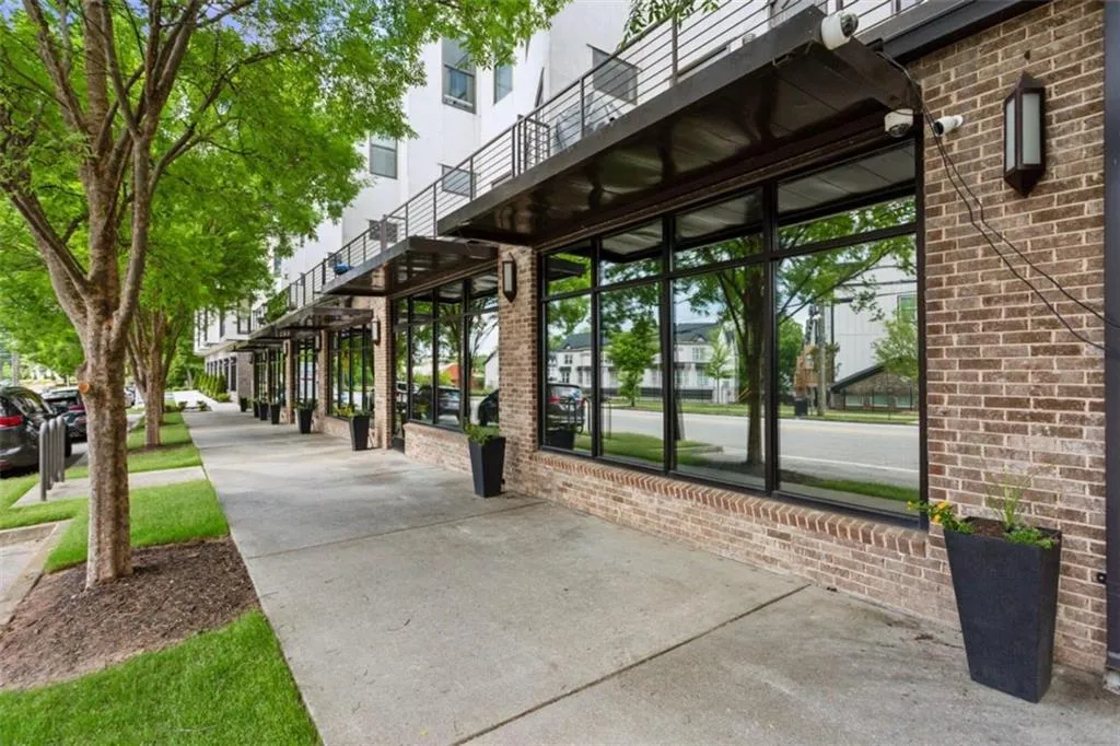 2030 Main Street Unit R113, Atlanta, Georgia 30318, ,Commercial Sale,For Sale,2030 Main Street Unit R113,7486996