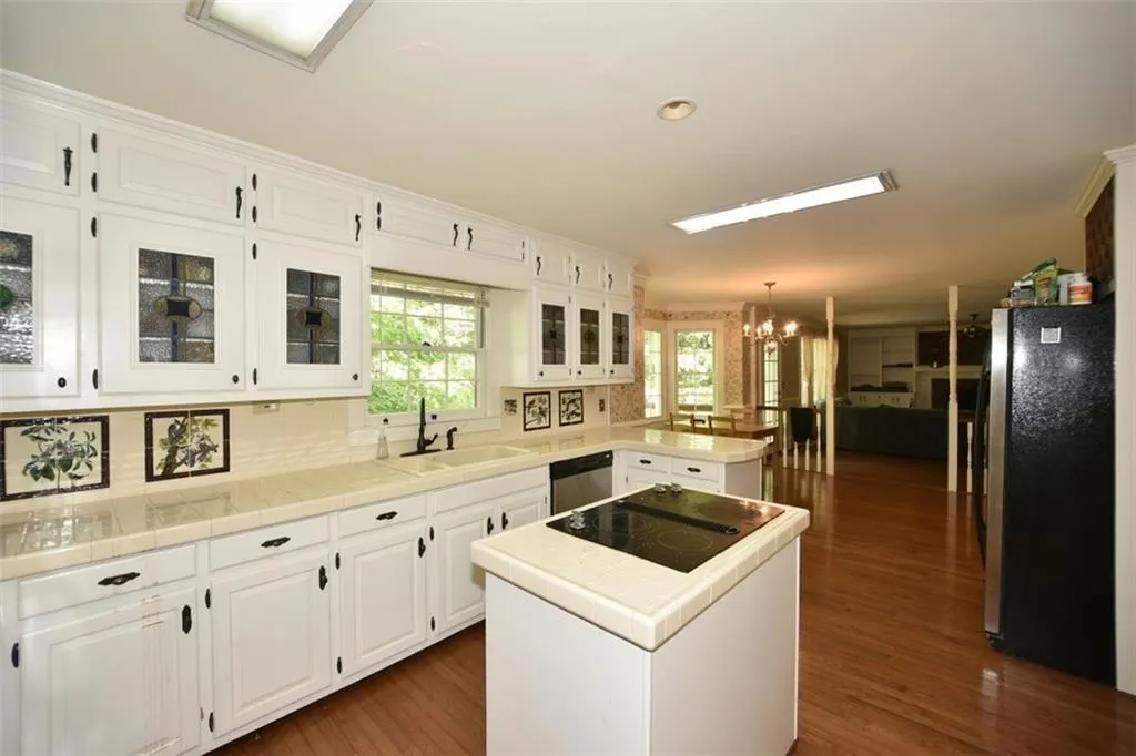 7580 Hunters Woods Drive, Sandy Springs, Georgia 30350, 5 Bedrooms Bedrooms, ,4 BathroomsBathrooms,Residential,Sold,7580 Hunters Woods Drive,5683692 7580 Hunters Woods Drive, Sandy Springs, Georgia 30350, 5 Bedrooms Bedrooms, ,4 BathroomsBathrooms,Residential,Sold,7580 Hunters Woods Drive,5683692