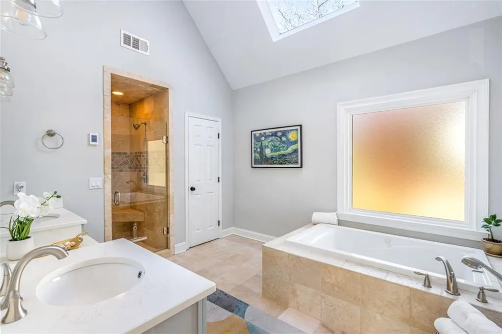 340 Aldenshire Place, Sandy Springs, Georgia 30350, 5 Bedrooms Bedrooms, ,5 BathroomsBathrooms,Residential,Sold,340 Aldenshire Place,6974701