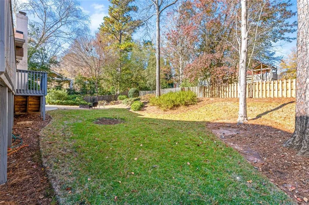 340 Aldenshire Place, Sandy Springs, Georgia 30350, 5 Bedrooms Bedrooms, ,5 BathroomsBathrooms,Residential,Sold,340 Aldenshire Place,6974701