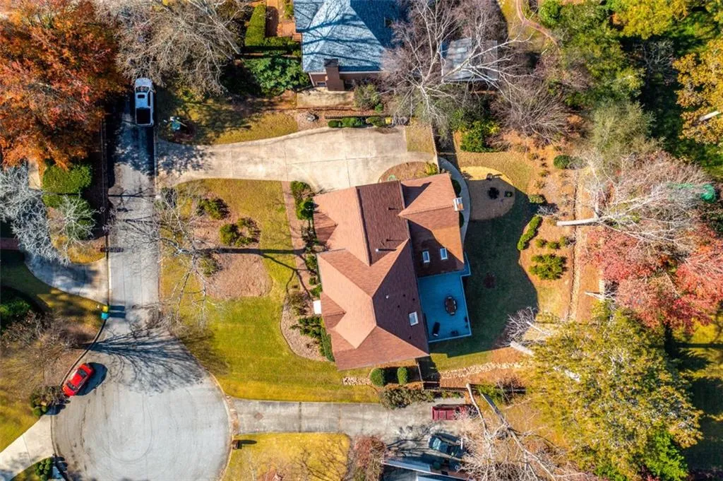 340 Aldenshire Place, Sandy Springs, Georgia 30350, 5 Bedrooms Bedrooms, ,5 BathroomsBathrooms,Residential,Sold,340 Aldenshire Place,6974701