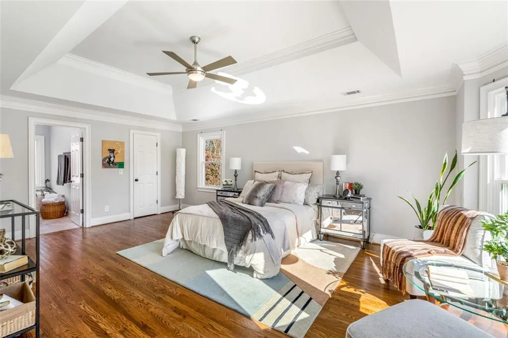 340 Aldenshire Place, Sandy Springs, Georgia 30350, 5 Bedrooms Bedrooms, ,5 BathroomsBathrooms,Residential,Sold,340 Aldenshire Place,6974701