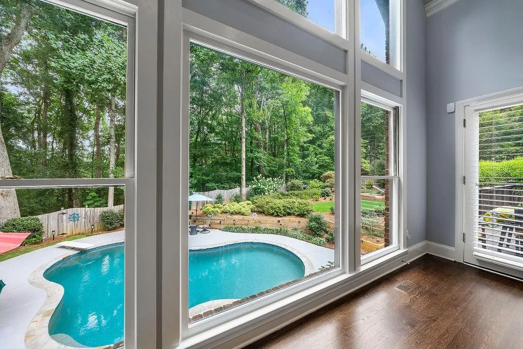190 Grogans Landing, Sandy Springs, Georgia 30350, 5 Bedrooms Bedrooms, ,4 BathroomsBathrooms,Residential,Sold,190 Grogans Landing,7084018