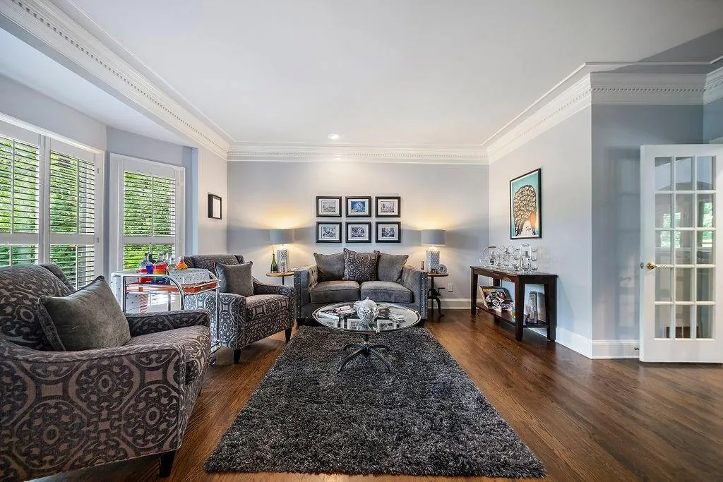 190 Grogans Landing, Sandy Springs, Georgia 30350, 5 Bedrooms Bedrooms, ,4 BathroomsBathrooms,Residential,Sold,190 Grogans Landing,7084018