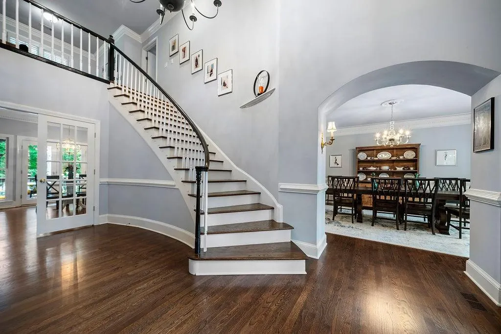 190 Grogans Landing, Sandy Springs, Georgia 30350, 5 Bedrooms Bedrooms, ,4 BathroomsBathrooms,Residential,Sold,190 Grogans Landing,7084018