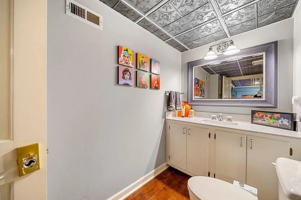 190 Grogans Landing, Sandy Springs, Georgia 30350, 5 Bedrooms Bedrooms, ,4 BathroomsBathrooms,Residential,Sold,190 Grogans Landing,7084018