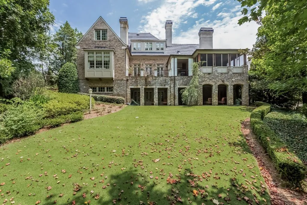 4674 Lake Forrest Drive Ne, Atlanta, Georgia 30342, 6 Bedrooms Bedrooms, ,6 BathroomsBathrooms,Residential,Sold,4674 Lake Forrest Drive Ne,5573889