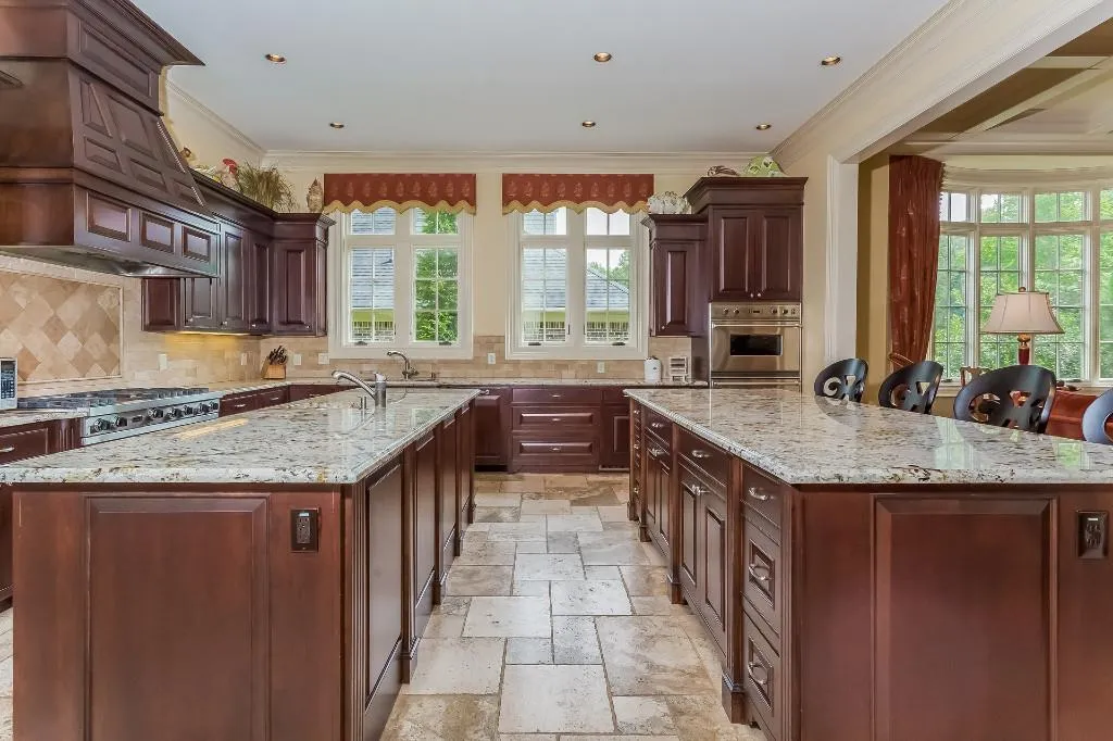 4674 Lake Forrest Drive Ne, Atlanta, Georgia 30342, 6 Bedrooms Bedrooms, ,6 BathroomsBathrooms,Residential,Sold,4674 Lake Forrest Drive Ne,5573889