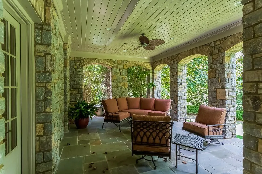 4674 Lake Forrest Drive Ne, Atlanta, Georgia 30342, 6 Bedrooms Bedrooms, ,6 BathroomsBathrooms,Residential,Sold,4674 Lake Forrest Drive Ne,5573889