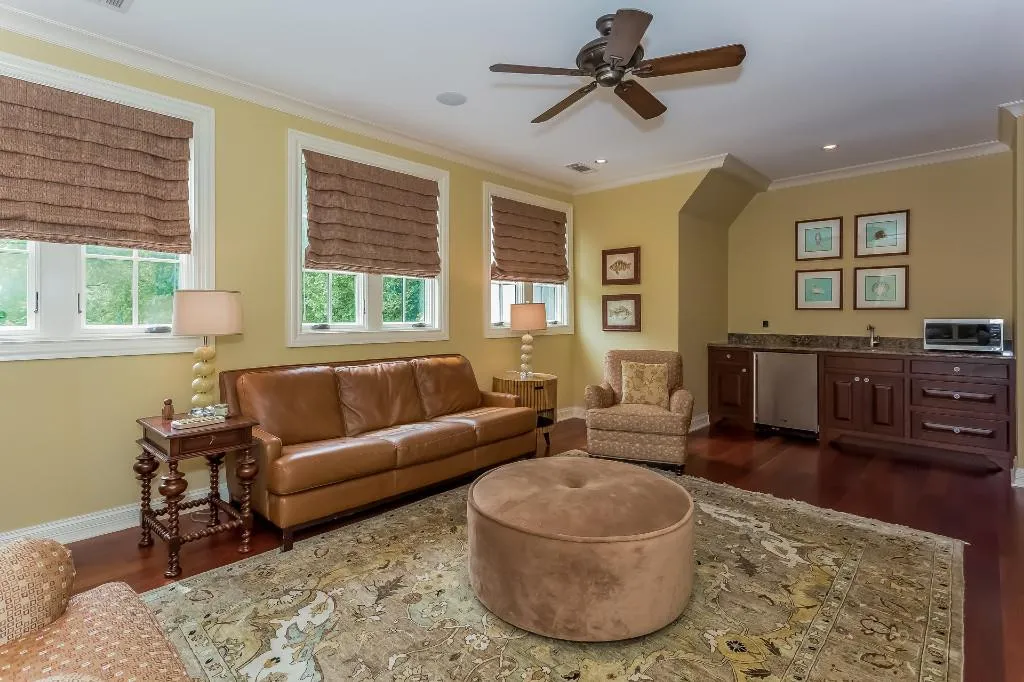 4674 Lake Forrest Drive Ne, Atlanta, Georgia 30342, 6 Bedrooms Bedrooms, ,6 BathroomsBathrooms,Residential,Sold,4674 Lake Forrest Drive Ne,5573889