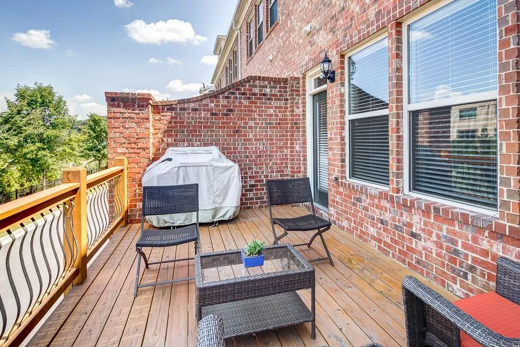 113 Alderwood Hill, Sandy Springs, Georgia 30328, 3 Bedrooms Bedrooms, ,3 BathroomsBathrooms,Residential,Sold,113 Alderwood Hill,5729831