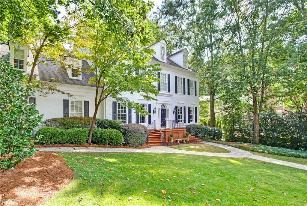 155 Helmsley Drive, Atlanta, Georgia 30327, 6 Bedrooms Bedrooms, ,7 BathroomsBathrooms,Residential,Sold,155 Helmsley Drive,6806612