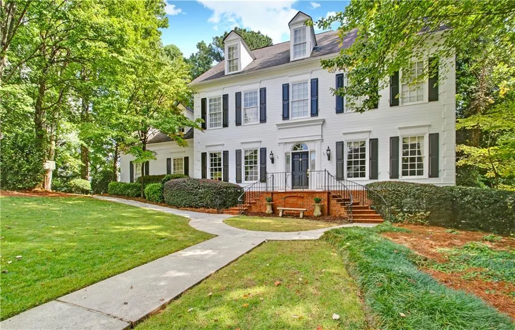 155 Helmsley Drive, Atlanta, Georgia 30327, 6 Bedrooms Bedrooms, ,7 BathroomsBathrooms,Residential,Sold,155 Helmsley Drive,6806612