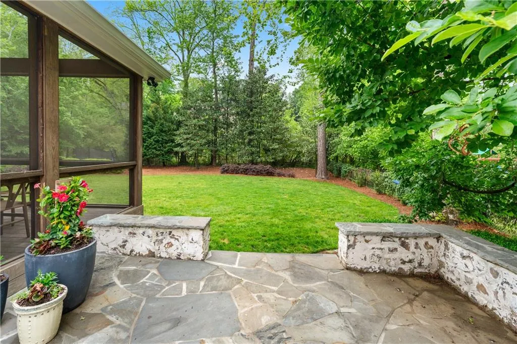 337 Broadland Road, Atlanta, Georgia 30342, 4 Bedrooms Bedrooms, ,3 BathroomsBathrooms,Residential,For Sale,337 Broadland Road,7612882