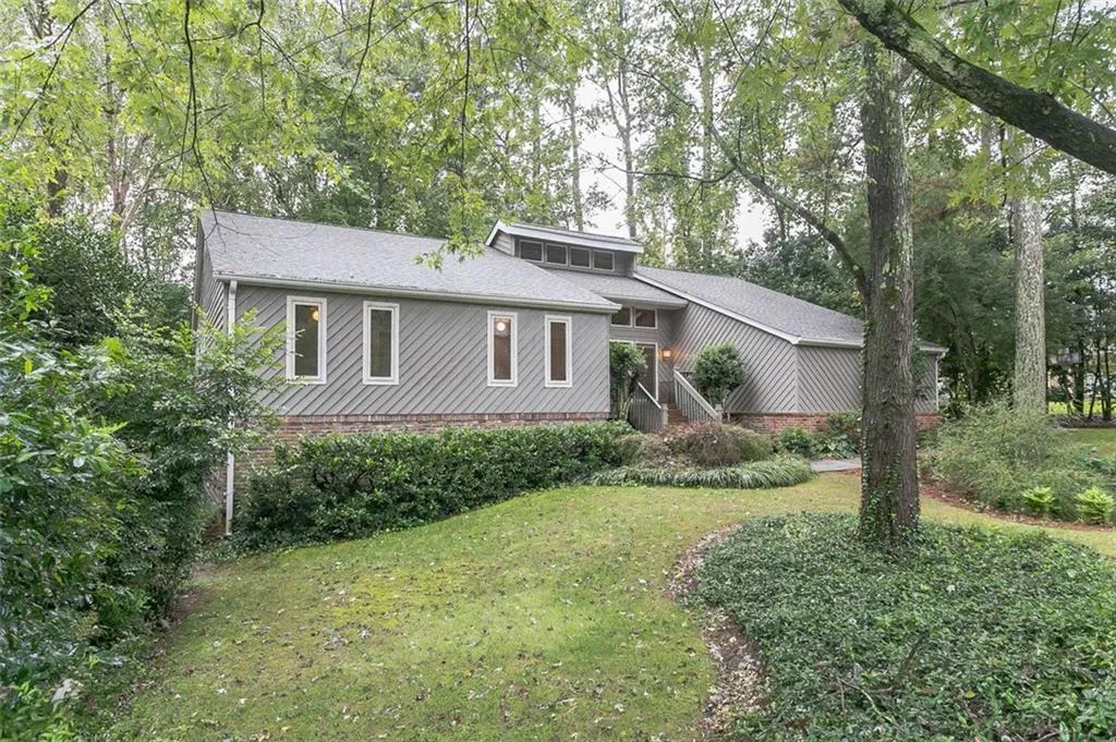 7583 Van Eyck Way, Atlanta, Georgia 30350, 4 Bedrooms Bedrooms, ,3 BathroomsBathrooms,Residential,Sold,7583 Van Eyck Way,6954266