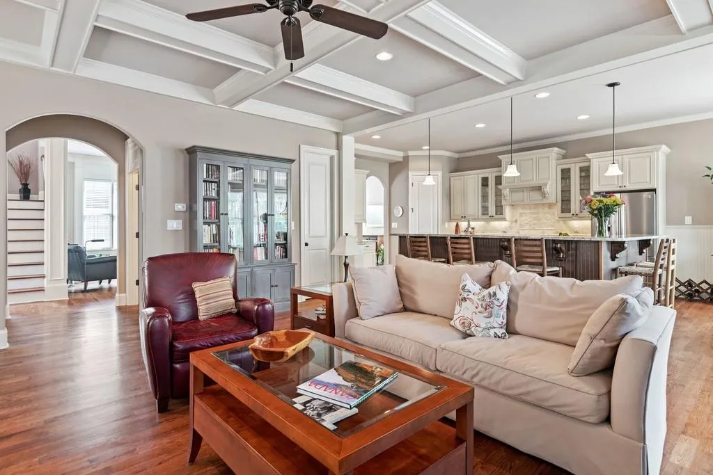 7968 Magnolia Square, Sandy Springs, Georgia 30350, 4 Bedrooms Bedrooms, ,3 BathroomsBathrooms,Residential,Sold,7968 Magnolia Square,6550164