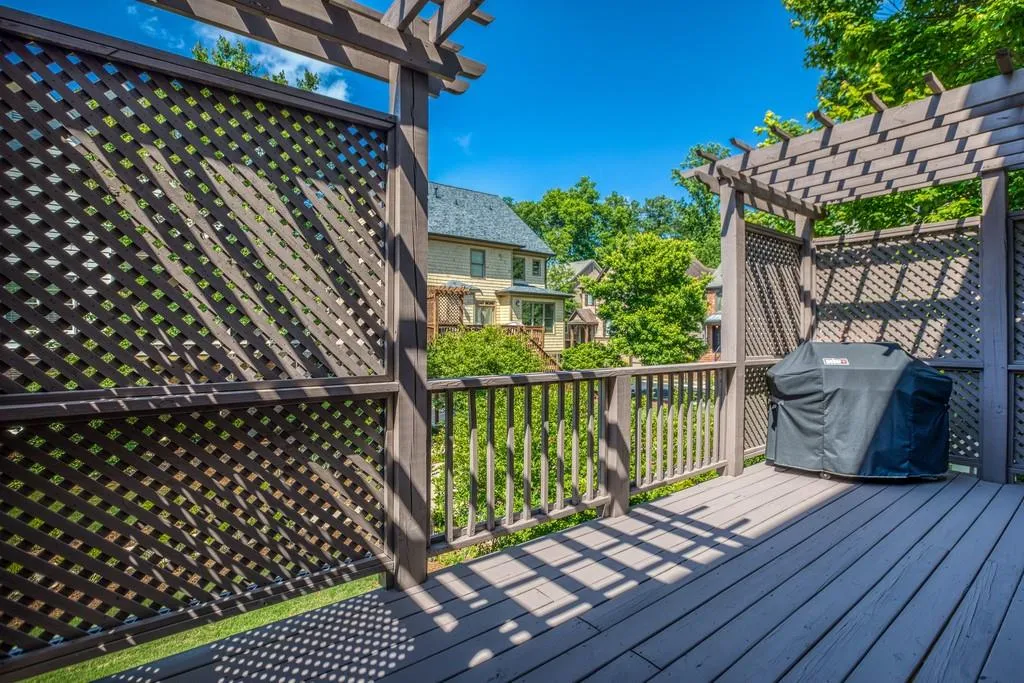 7968 Magnolia Square, Sandy Springs, Georgia 30350, 4 Bedrooms Bedrooms, ,3 BathroomsBathrooms,Residential,Sold,7968 Magnolia Square,6550164