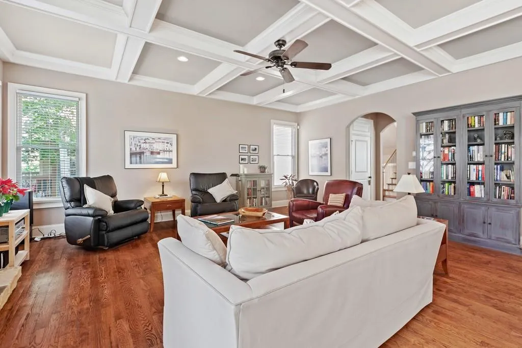 7968 Magnolia Square, Sandy Springs, Georgia 30350, 4 Bedrooms Bedrooms, ,3 BathroomsBathrooms,Residential,Sold,7968 Magnolia Square,6550164