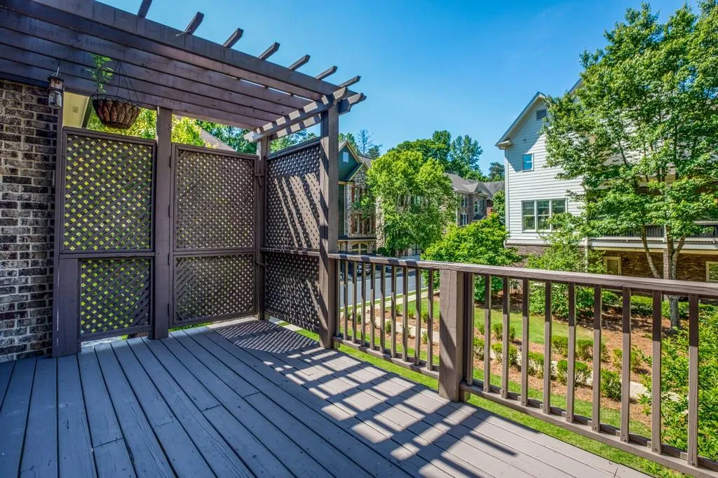 7968 Magnolia Square, Sandy Springs, Georgia 30350, 4 Bedrooms Bedrooms, ,3 BathroomsBathrooms,Residential,Sold,7968 Magnolia Square,6550164