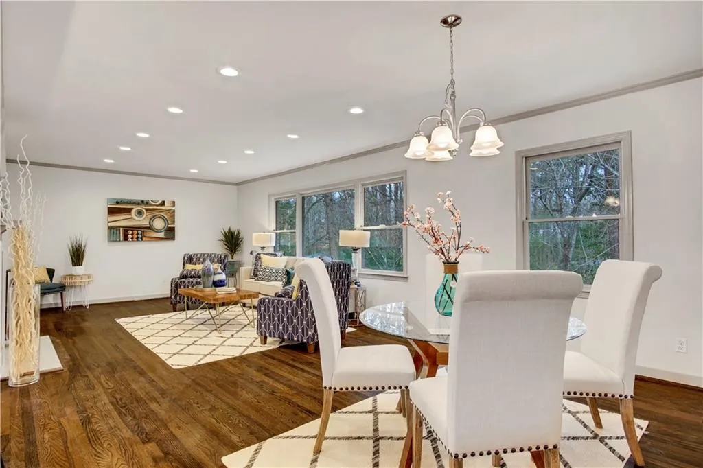 506 Lorell Terrace, Sandy Springs, Georgia 30328, 3 Bedrooms Bedrooms, ,2 BathroomsBathrooms,Residential,Sold,506 Lorell Terrace,6668583