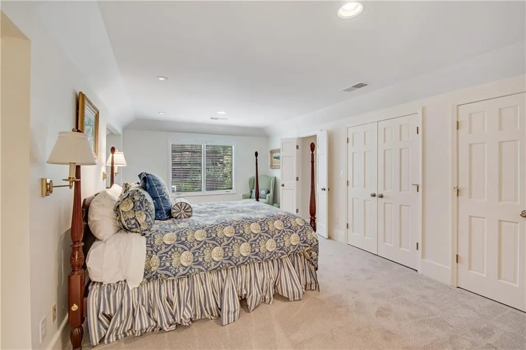 5660 Glen Errol Road, Atlanta, Georgia 30327, 4 Bedrooms Bedrooms, ,5 BathroomsBathrooms,Residential,Sold,5660 Glen Errol Road,6754449